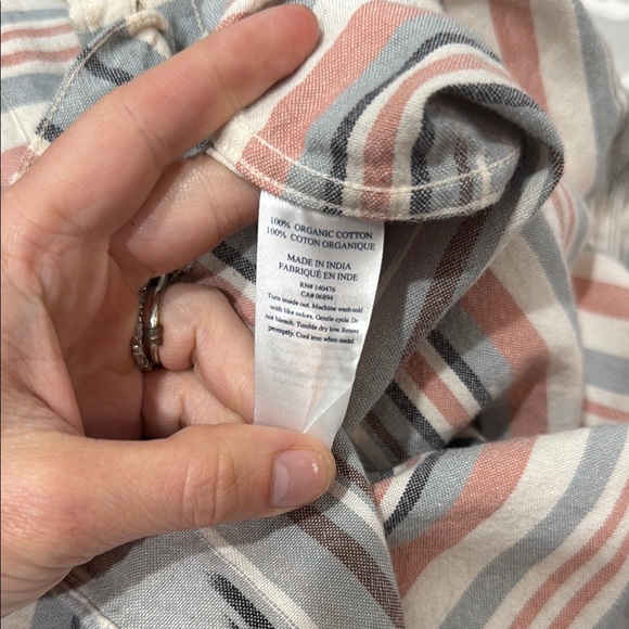 Faherty button down - Picture 5 of 5